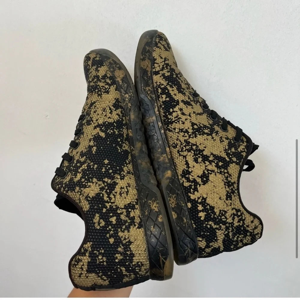 NOBULL Men's Pride Trainer Sneaker Black Gold Splatter 11 LIKE New used 5 times - Picture 4 of 7